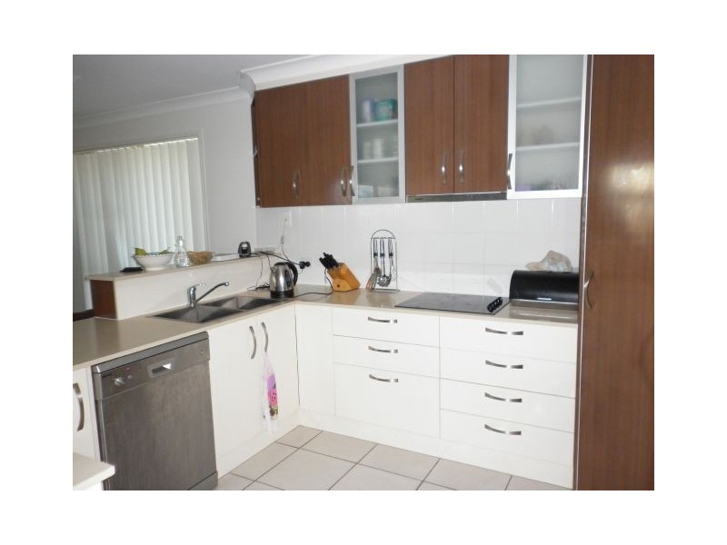 4 Narrabeen Street, Blacks Beach QLD 4740