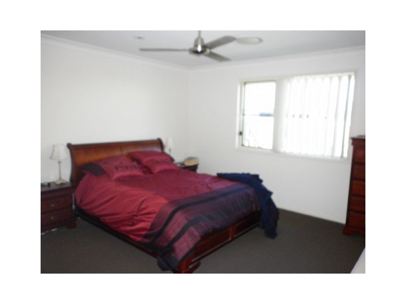 4 Narrabeen Street, Blacks Beach QLD 4740