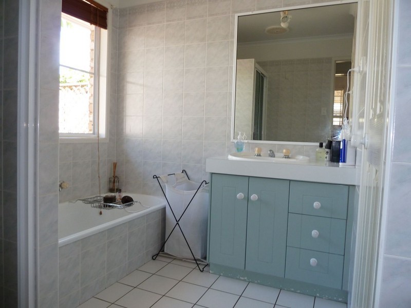 3 Nathan Court, Beaconsfield QLD 4740