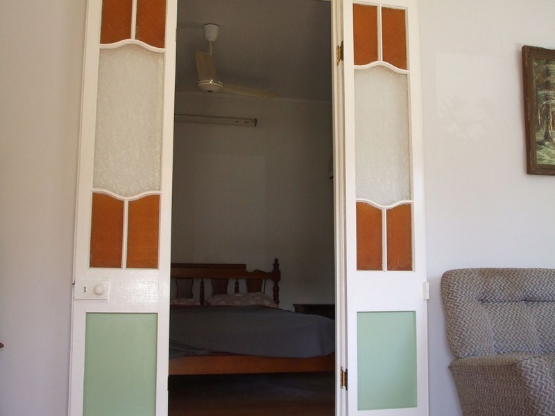 8 Anzac Parade, Finch Hatton QLD 4756