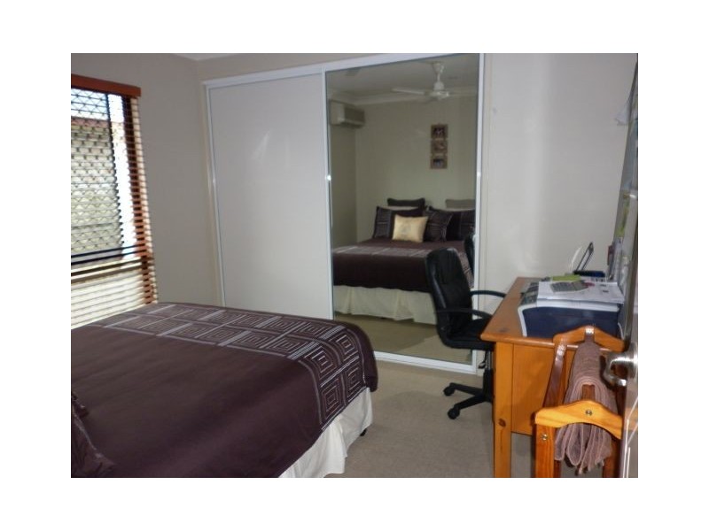 1  Douglas Crescent, Rural View QLD 4740