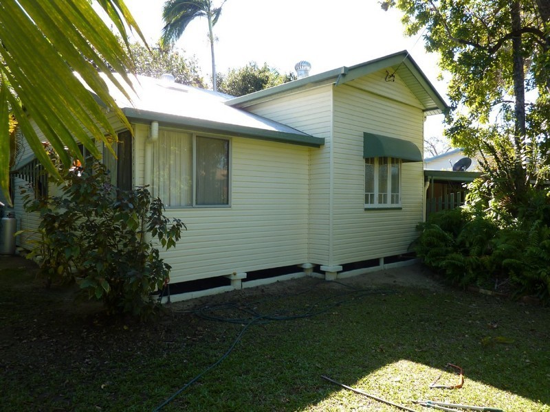 7 Martin Street, North Mackay QLD 4740