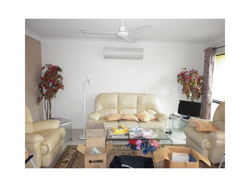 16 Wing Crescent, Glenella QLD 4740