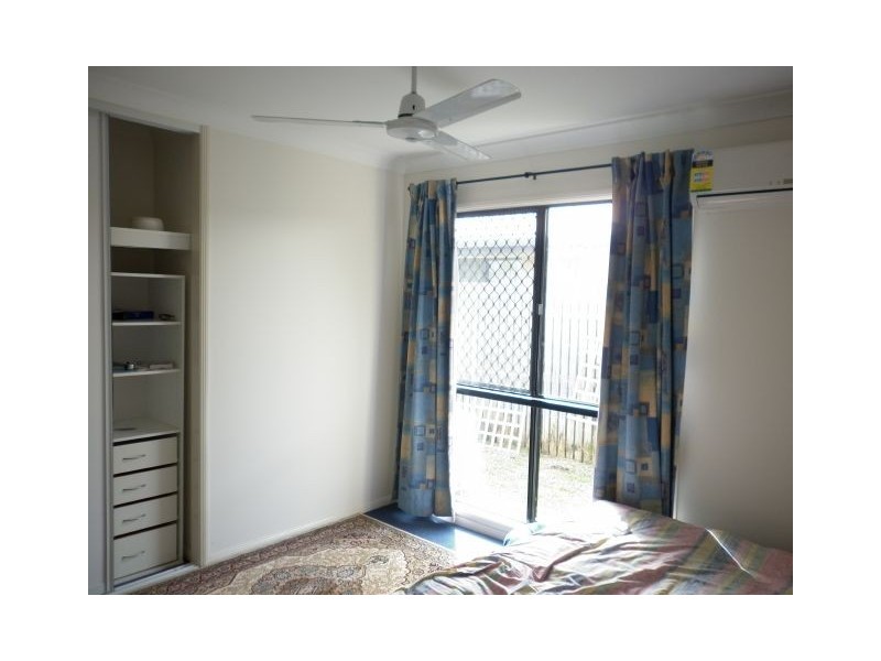 16 Wing Crescent, Glenella QLD 4740