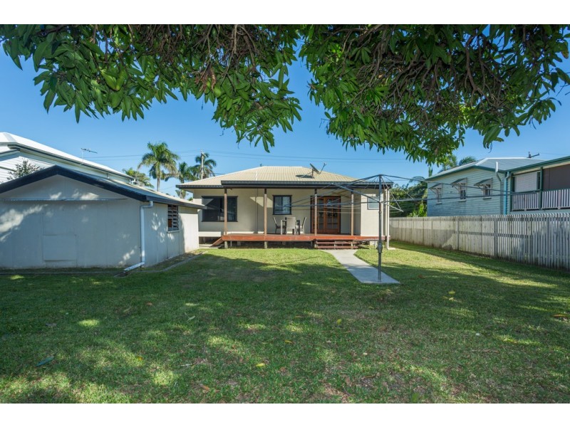 11 Hucker Street, South Mackay QLD 4740