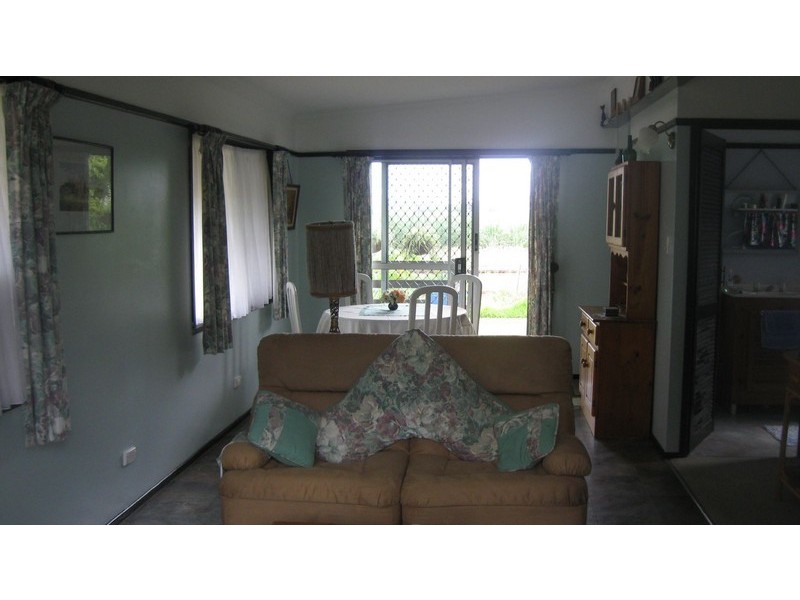 16 Alan Street, Marian QLD 4753