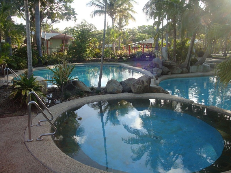 Bungalow 8 Kohuna Sands Resort, Bucasia QLD 4750