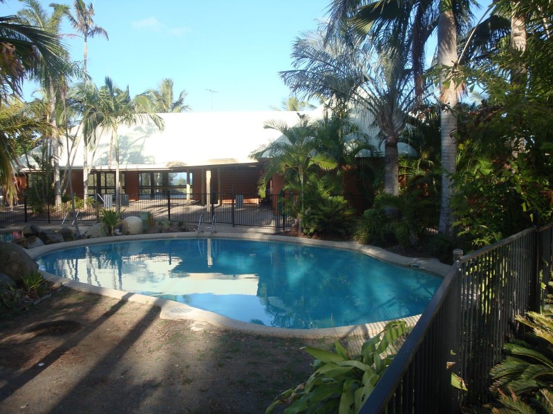 Bungalow 8 Kohuna Sands Resort, Bucasia QLD 4750