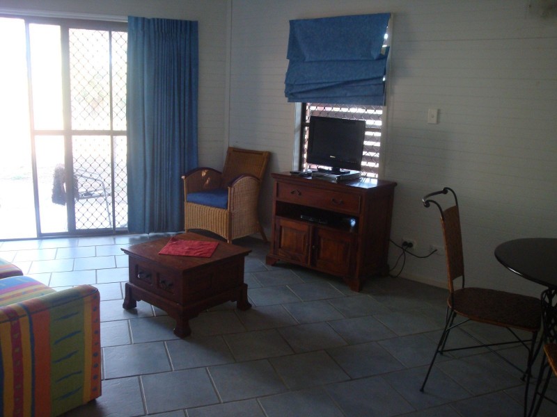 Bungalow 8 Kohuna Sands Resort, Bucasia QLD 4750
