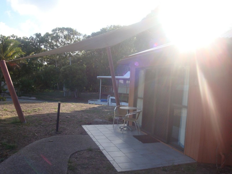 Bungalow 8 Kohuna Sands Resort, Bucasia QLD 4750