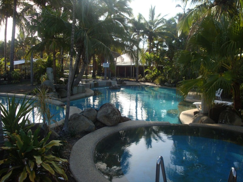 Bungalow 8 Kohuna Sands Resort, Bucasia QLD 4750