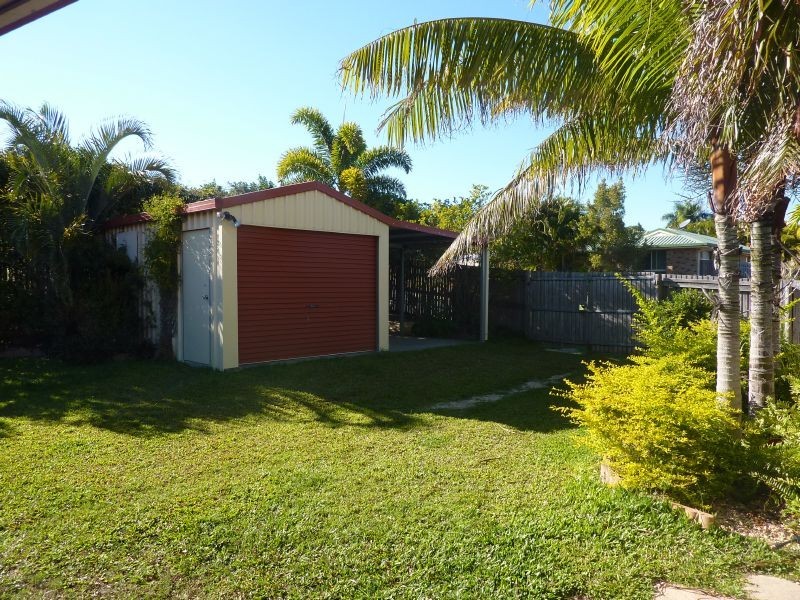 1 Carne Court, Eimeo QLD 4740