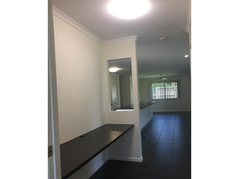 8 Sidon Court, Ooralea QLD 4740