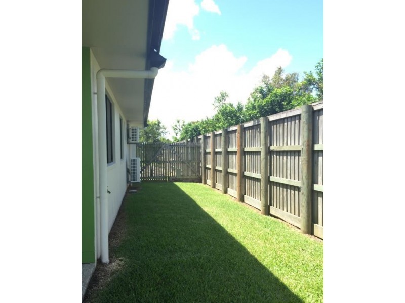 8 Sidon Court, Ooralea QLD 4740