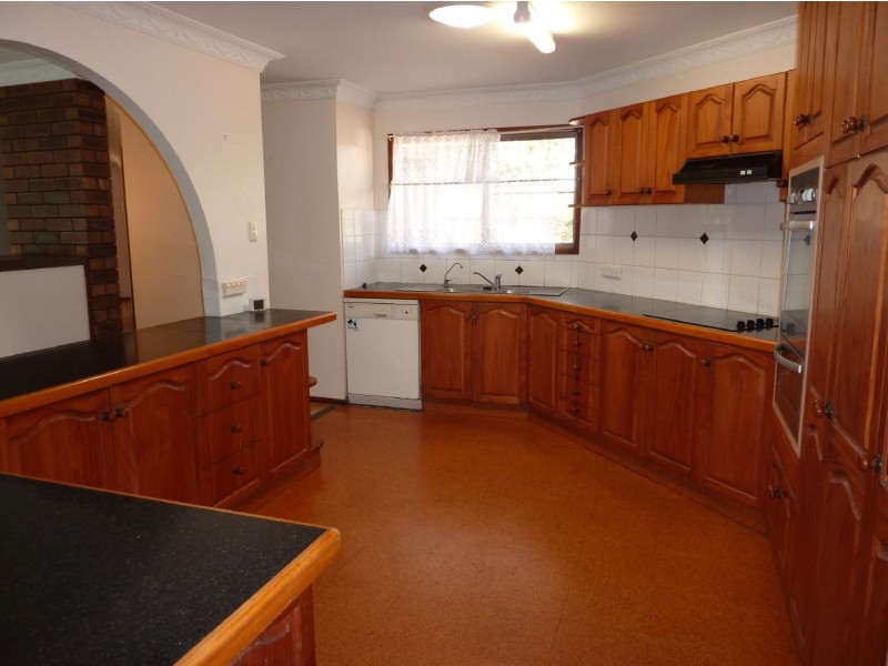 13 Loudon Street, Mount Pleasant QLD 4740