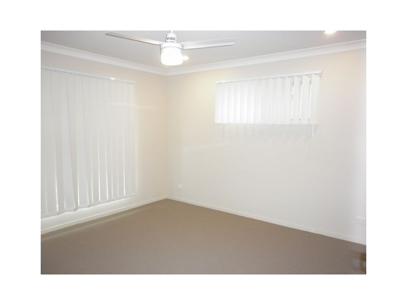 8 Schooner Avenue, Bucasia QLD 4750