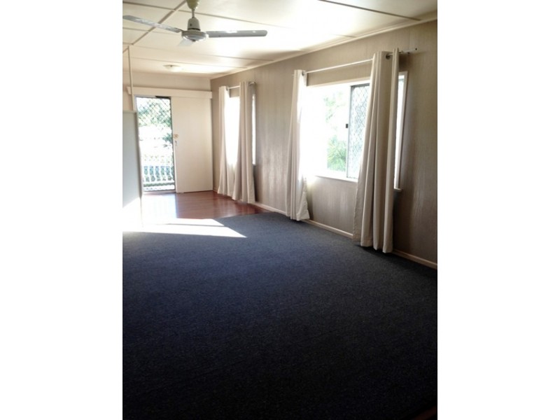 27 Graves Street, North Mackay QLD 4740