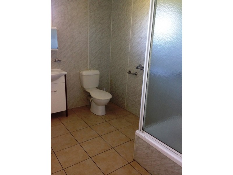 27 Graves Street, North Mackay QLD 4740