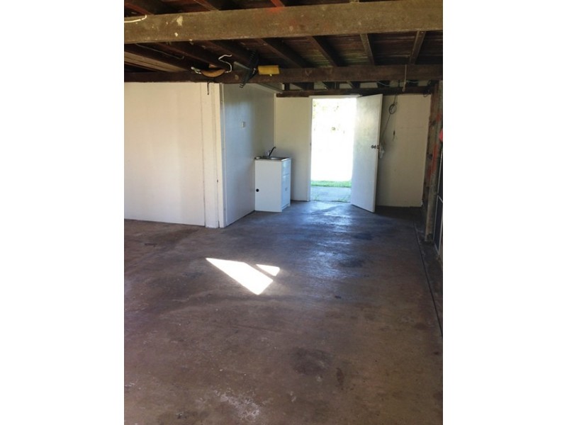 27 Graves Street, North Mackay QLD 4740