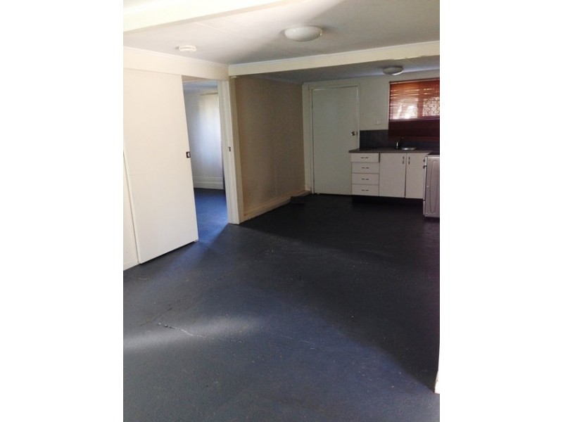 27 Graves Street, North Mackay QLD 4740