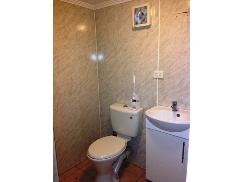 27 Graves Street, North Mackay QLD 4740