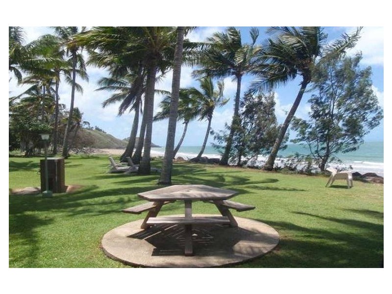 23/26 Bourke Street, Blacks Beach QLD 4740