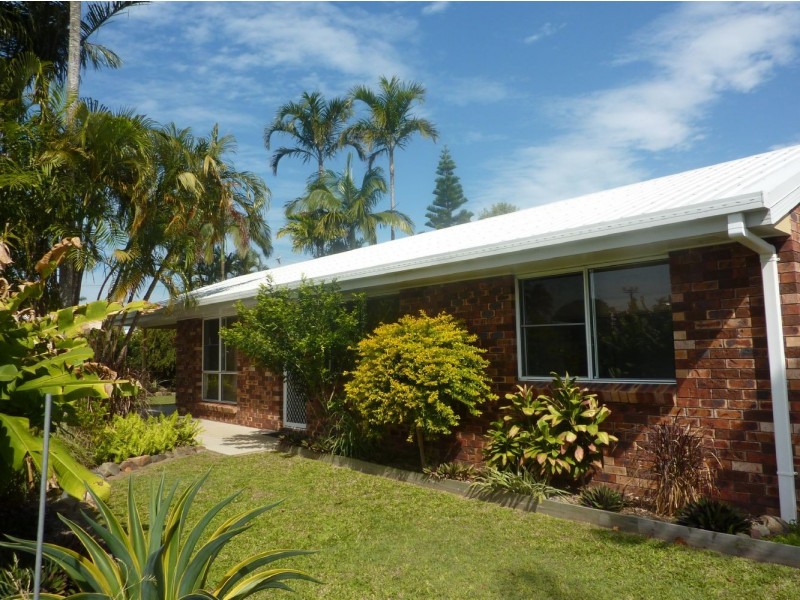 1 Tern Street, Slade Point QLD 4740
