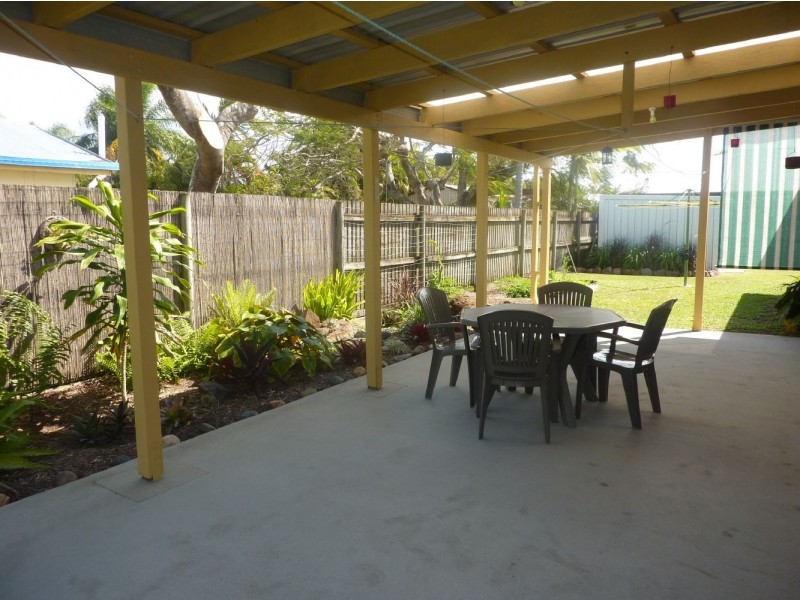 1 Tern Street, Slade Point QLD 4740