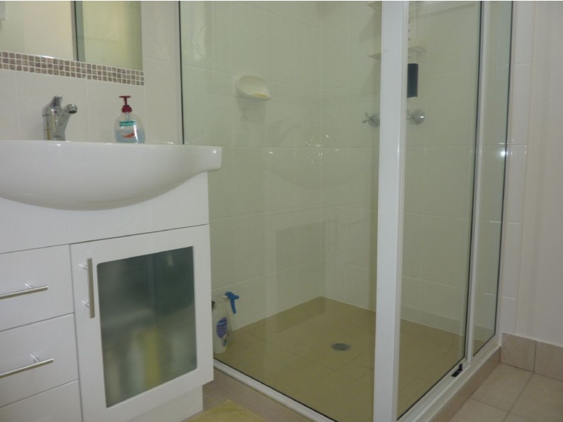 1 Tern Street, Slade Point QLD 4740