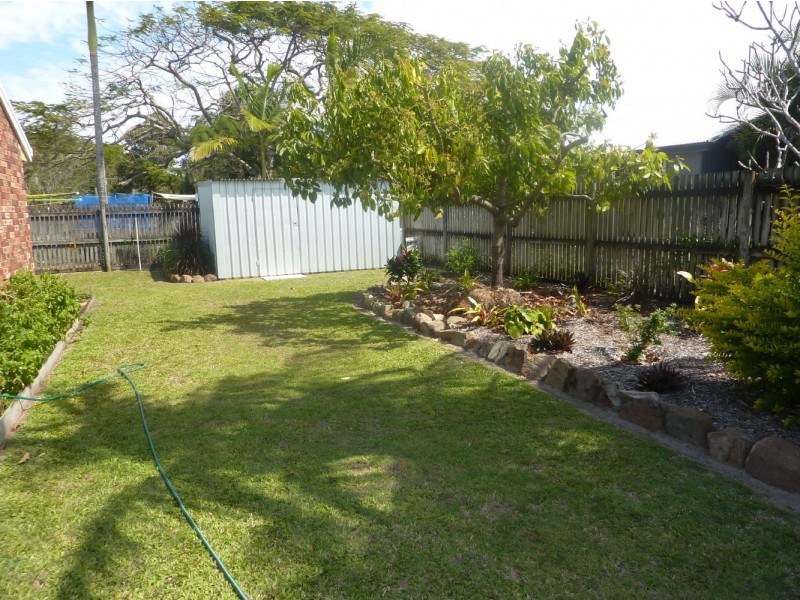 1 Tern Street, Slade Point QLD 4740