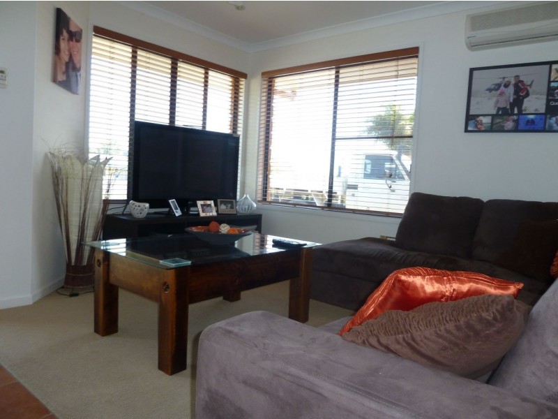 24 Barber Drive, Eimeo QLD 4740