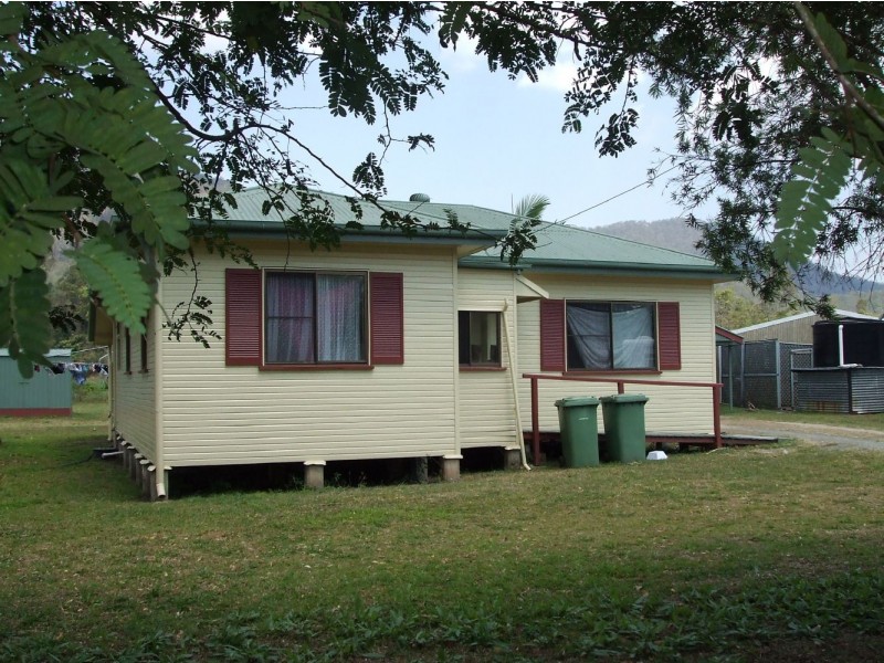 5279  Mackay Eungella Road, Finch Hatton QLD 4756