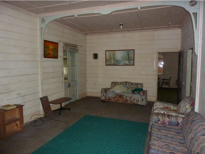 250 Shakespeare Street, Mackay QLD 4740