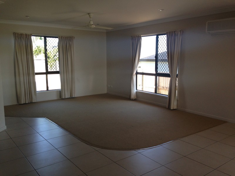 11 Hawkins Street, Bucasia QLD 4750