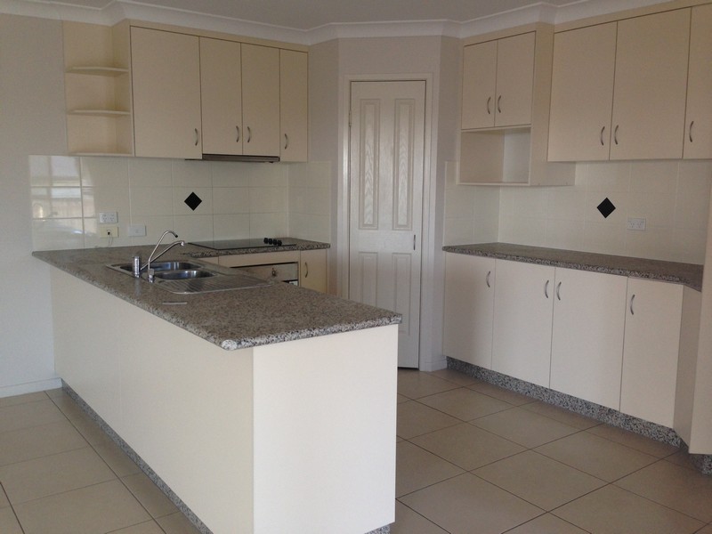 11 Hawkins Street, Bucasia QLD 4750