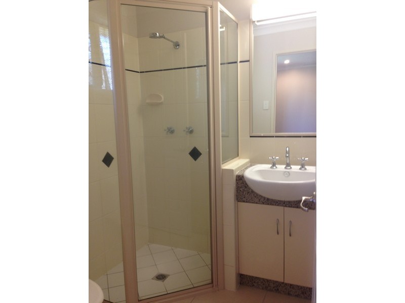 11 Hawkins Street, Bucasia QLD 4750