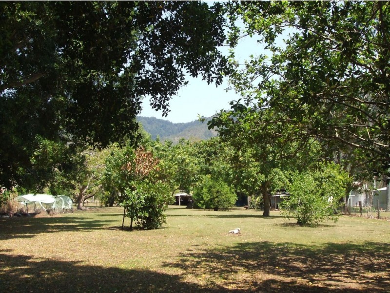 6262 Mackay Eungella Road, Netherdale QLD 4756