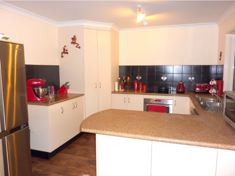 831 Stockroute Road, Palmyra QLD 4751