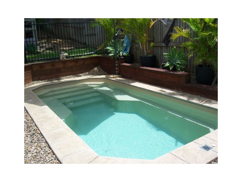 106 Mango Ave, Eimeo QLD 4740