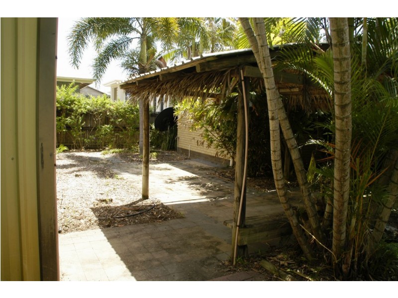 6 Aura Street, Mcewens Beach QLD 4740