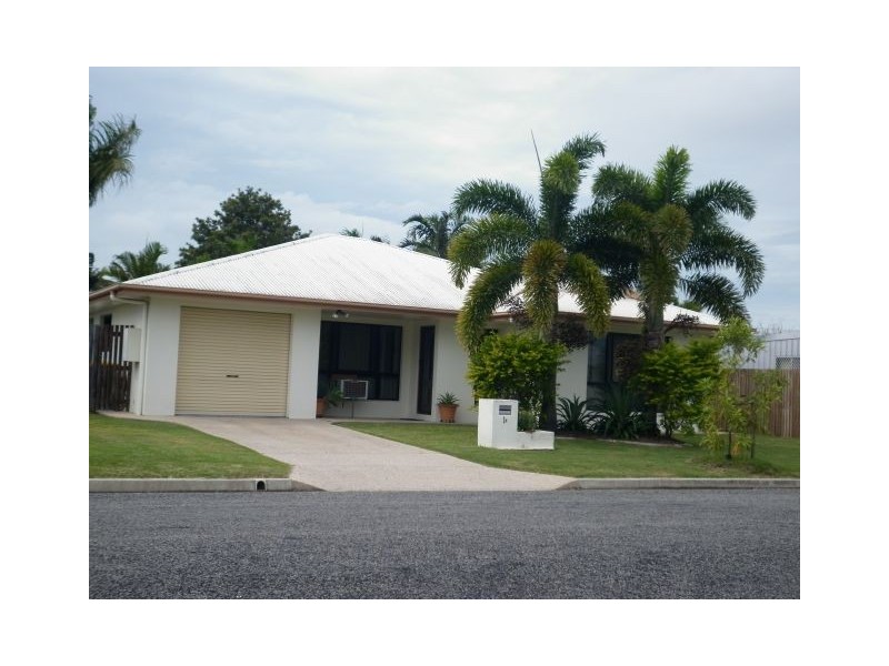 1B Dennis Street, South Mackay QLD 4740