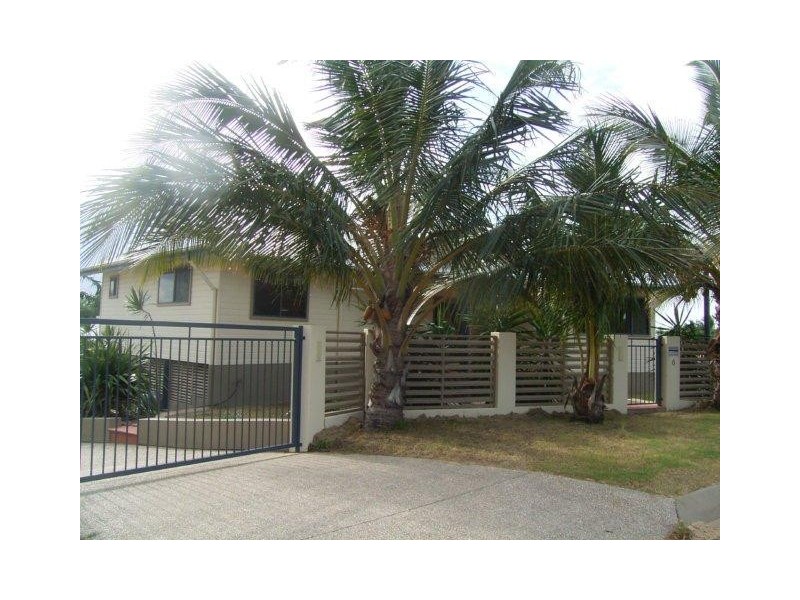 6 Trochus Court, Shoal Point QLD 4750