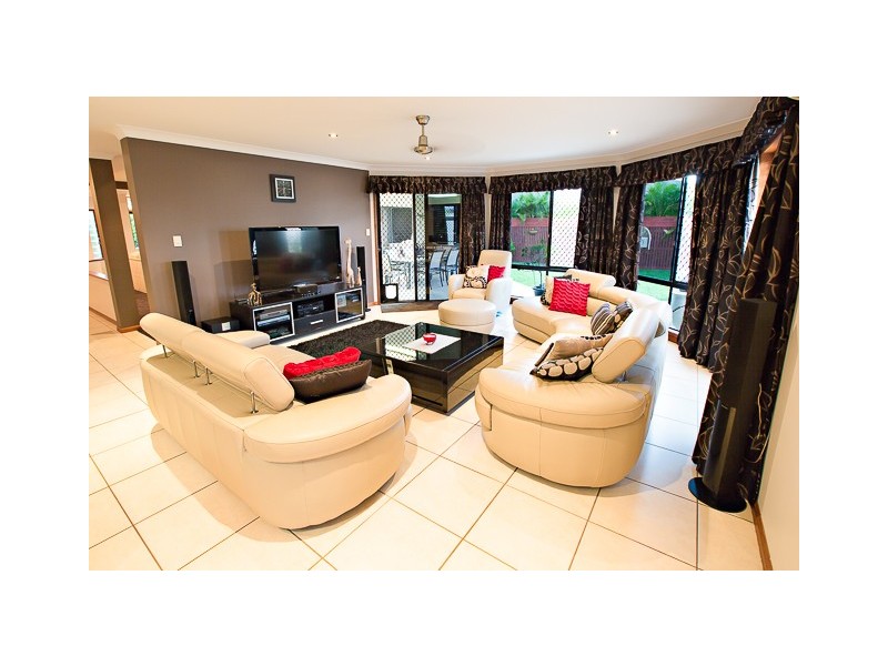 17 Romaine Court Northview Gardens, Glenella QLD 4740