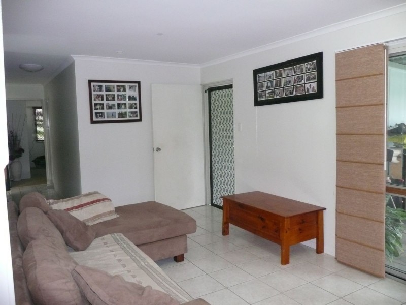 6 Anthony Vella Street, Rural View QLD 4740