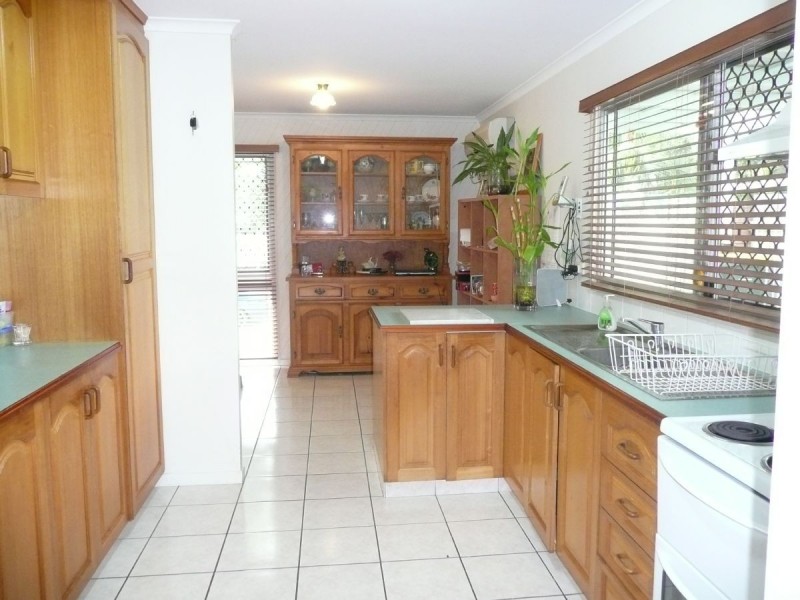 6 Anthony Vella Street, Rural View QLD 4740