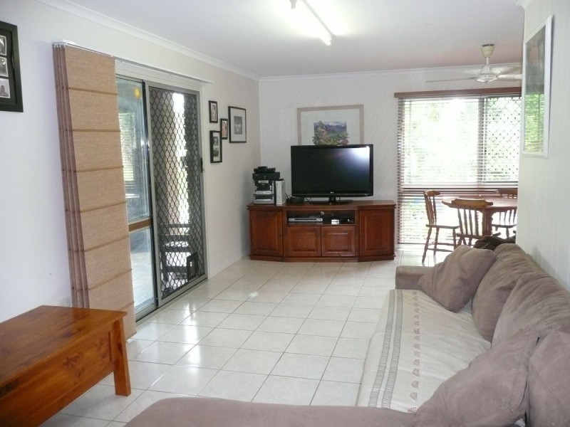 6 Anthony Vella Street, Rural View QLD 4740