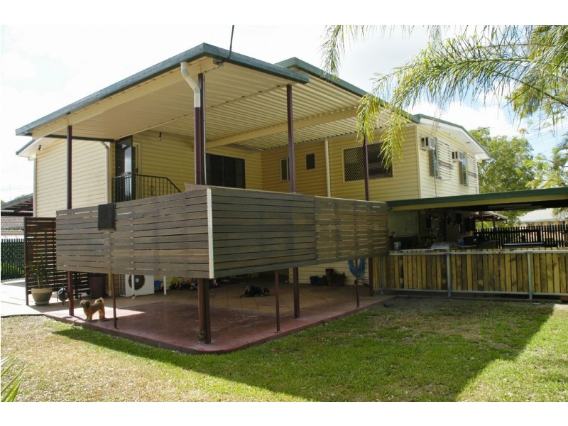 4 Janz Street, Slade Point QLD 4740