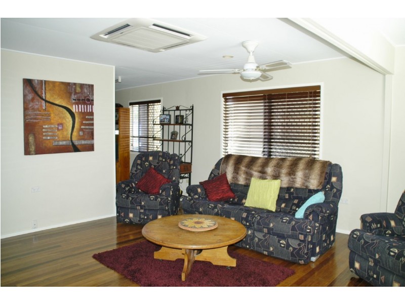 4 Janz Street, Slade Point QLD 4740