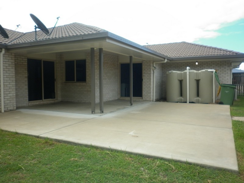 5 Lakeview Drive, Beaconsfield QLD 4740