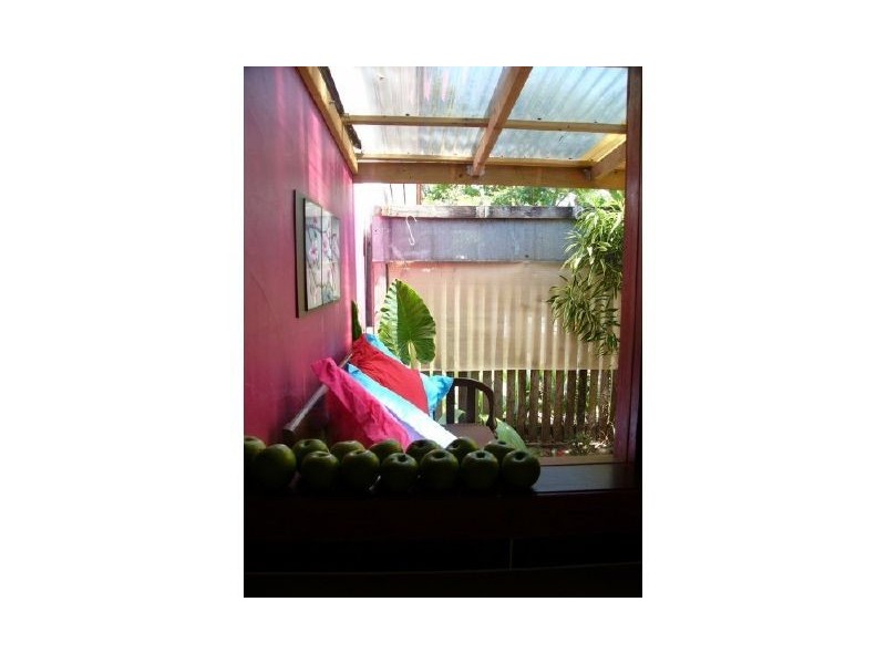 2/3 Rolston Street, South Mackay QLD 4740